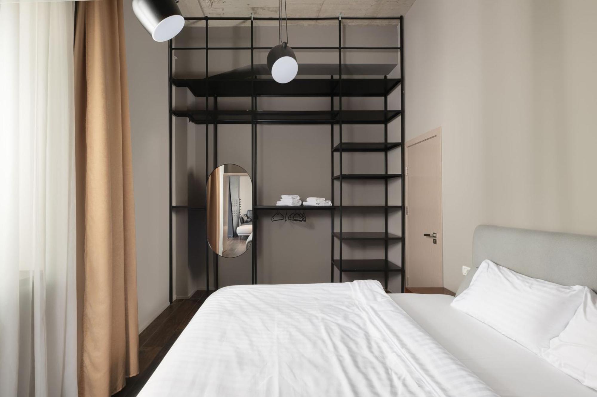 Arthomes Apartment *